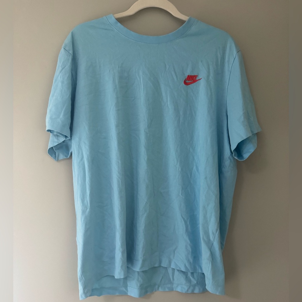 Nike sportswear club tee